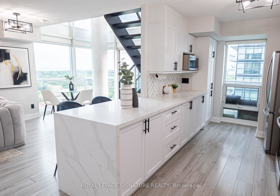 155-legion-road-n-etobicoke-ontario-w13478660