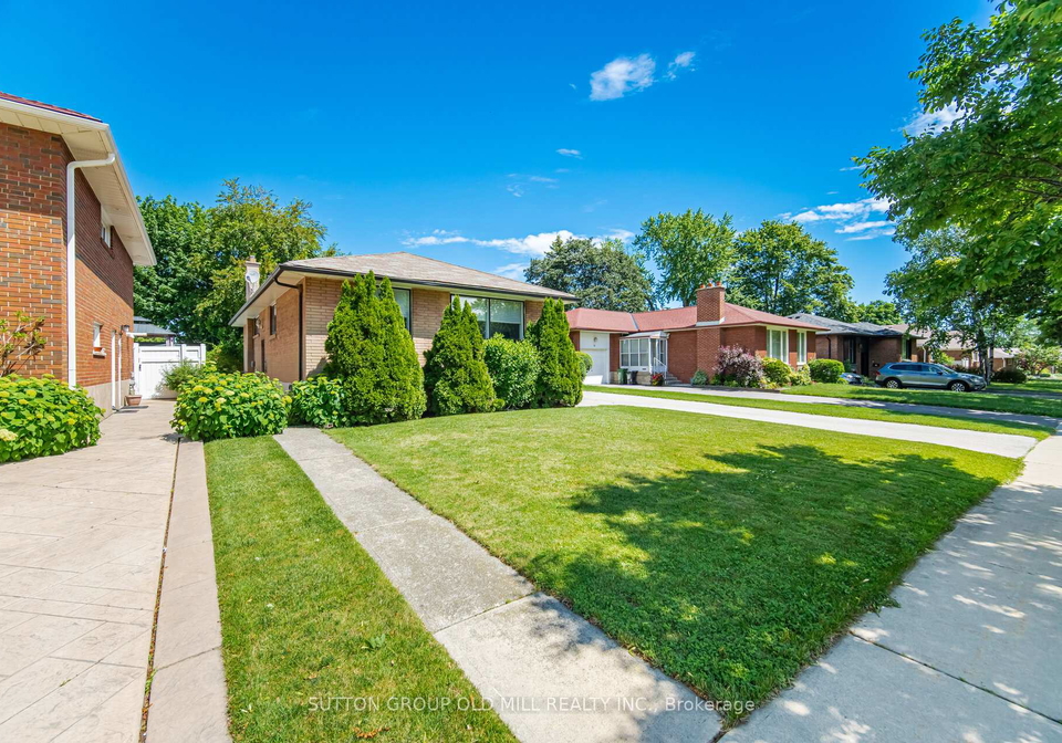 14-shipley-road-etobicoke-ontario-w13479098
