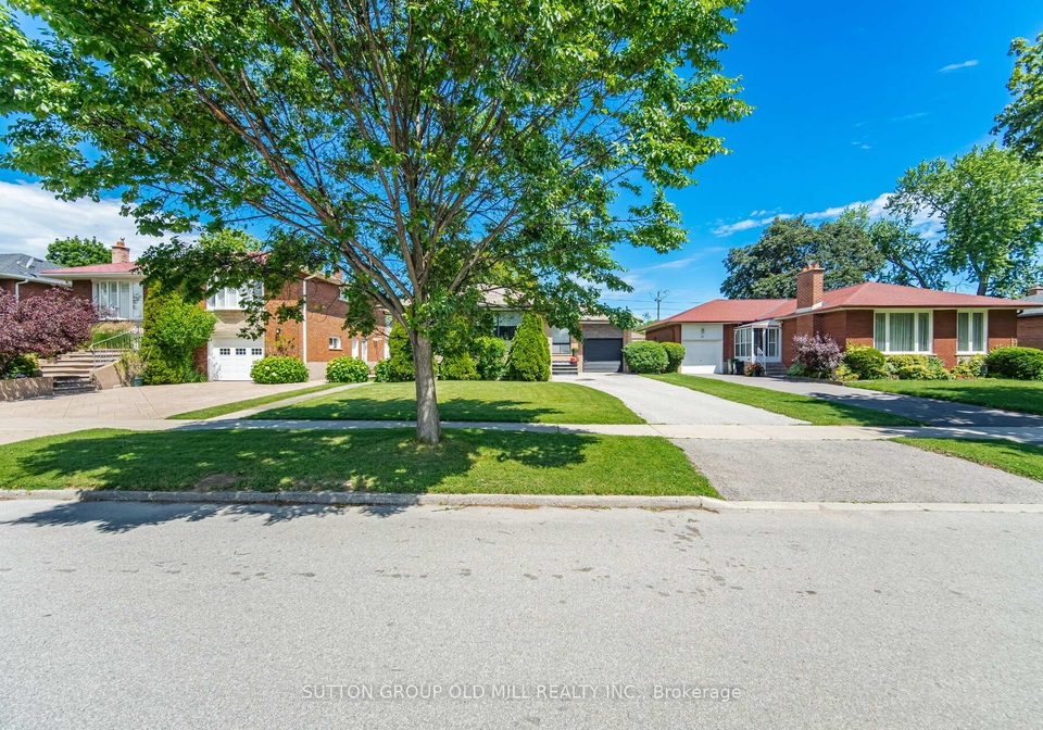 14-shipley-road-etobicoke-ontario-w13479098