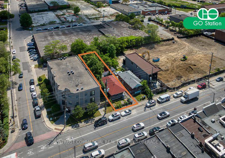 371-royal-york-road-etobicoke-ontario-w13479108