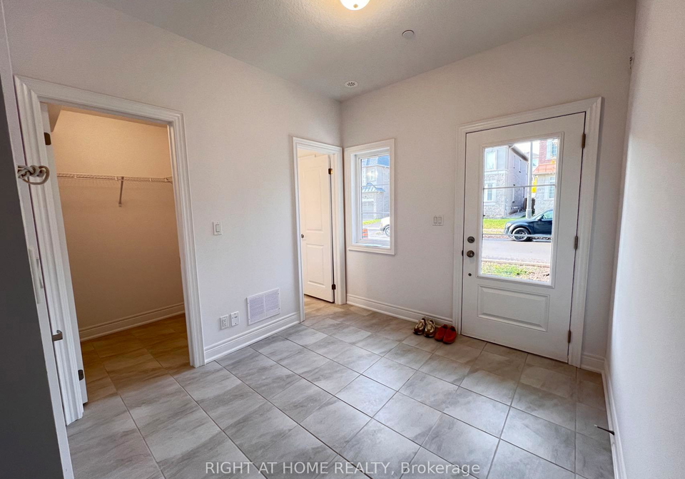 2123-lillykin-street-oakville-ontario-w13479170