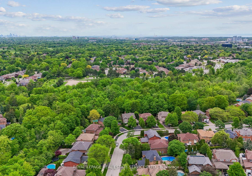 1262-old-colony-road-oakville-ontario-w13479210