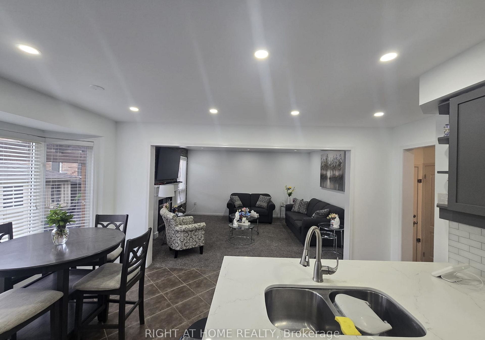 675-hood-terrace-milton-ontario-w13479238