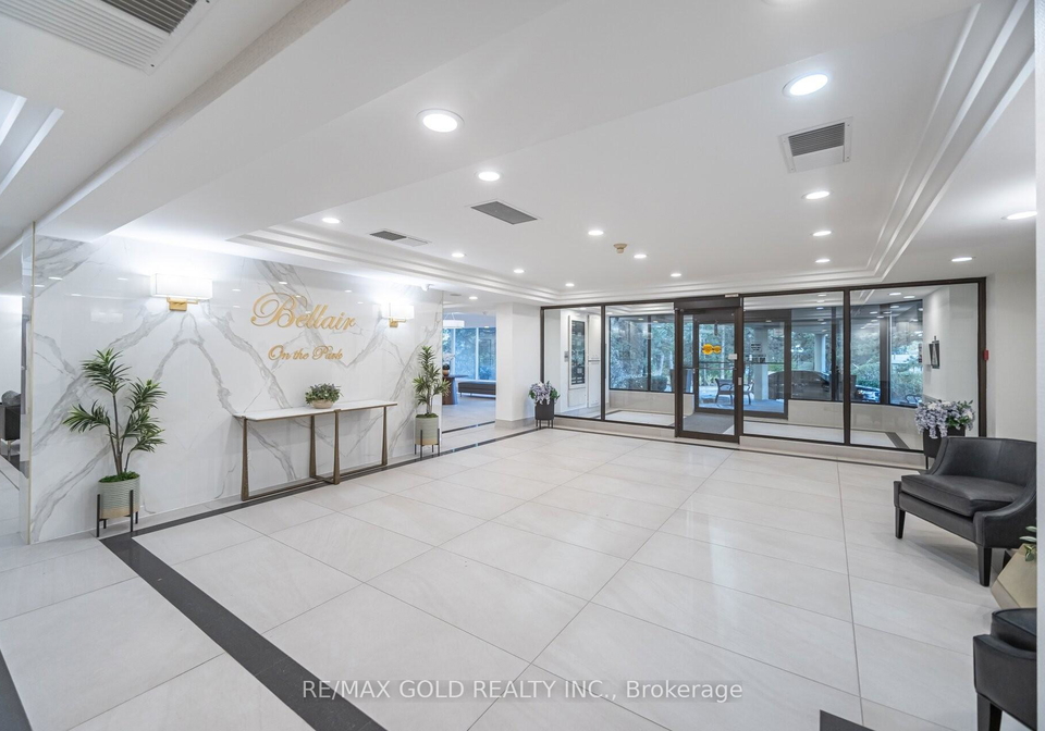 22-hanover-road-brampton-ontario-w13479308
