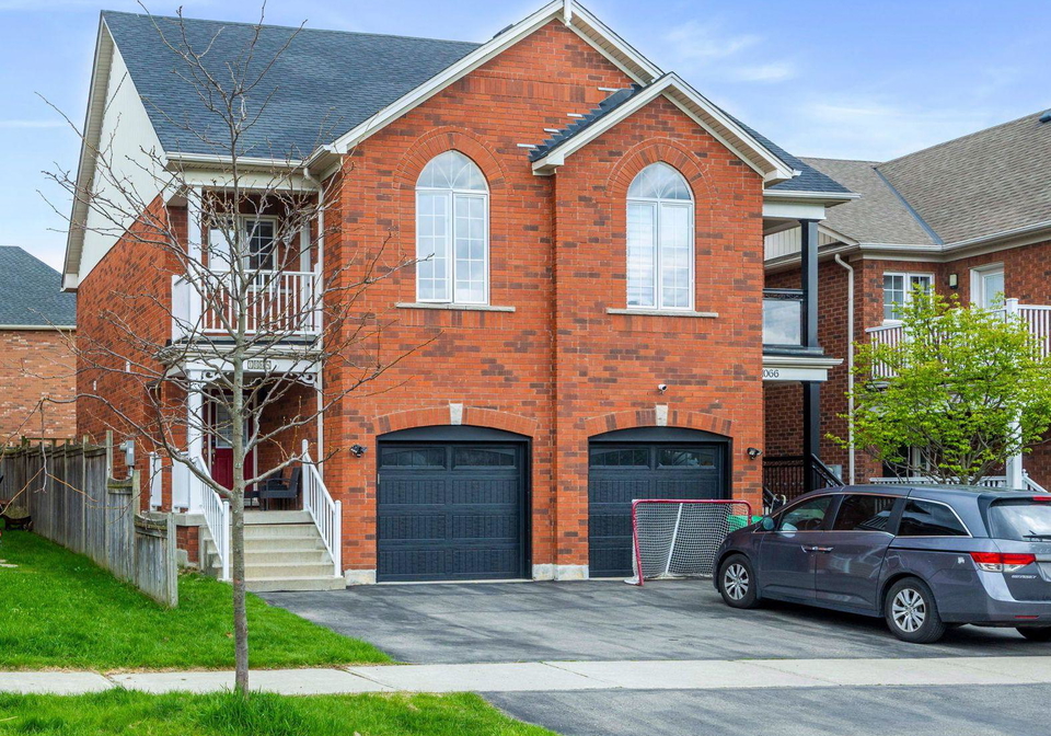 1064-pepperidge-cross-mississauga-ontario-w13479392