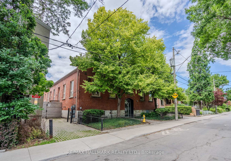 8-bartlett-avenue-toronto-ontario-w13479556