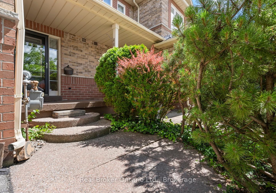 360-kittridge-road-oakville-ontario-w13479562