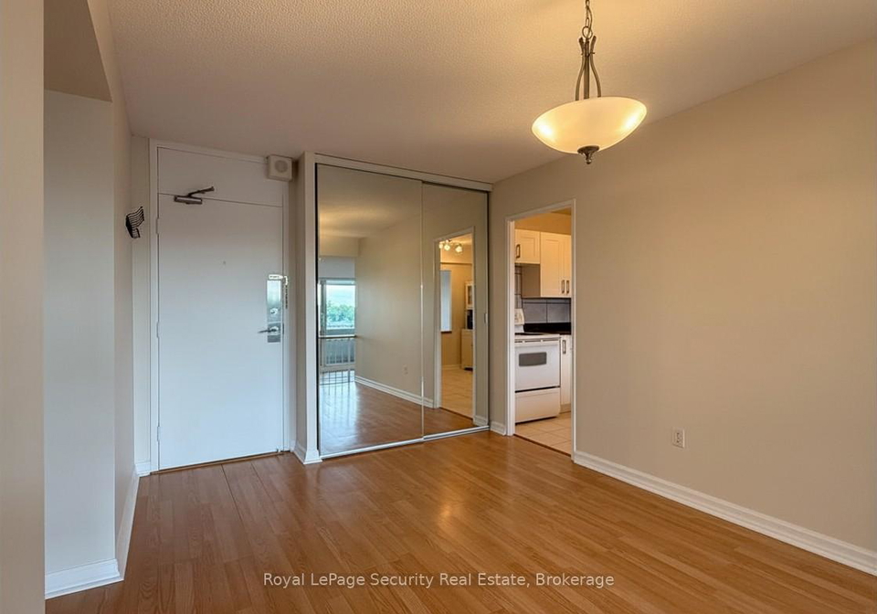 260-scarlett-road-toronto-ontario-w13479614
