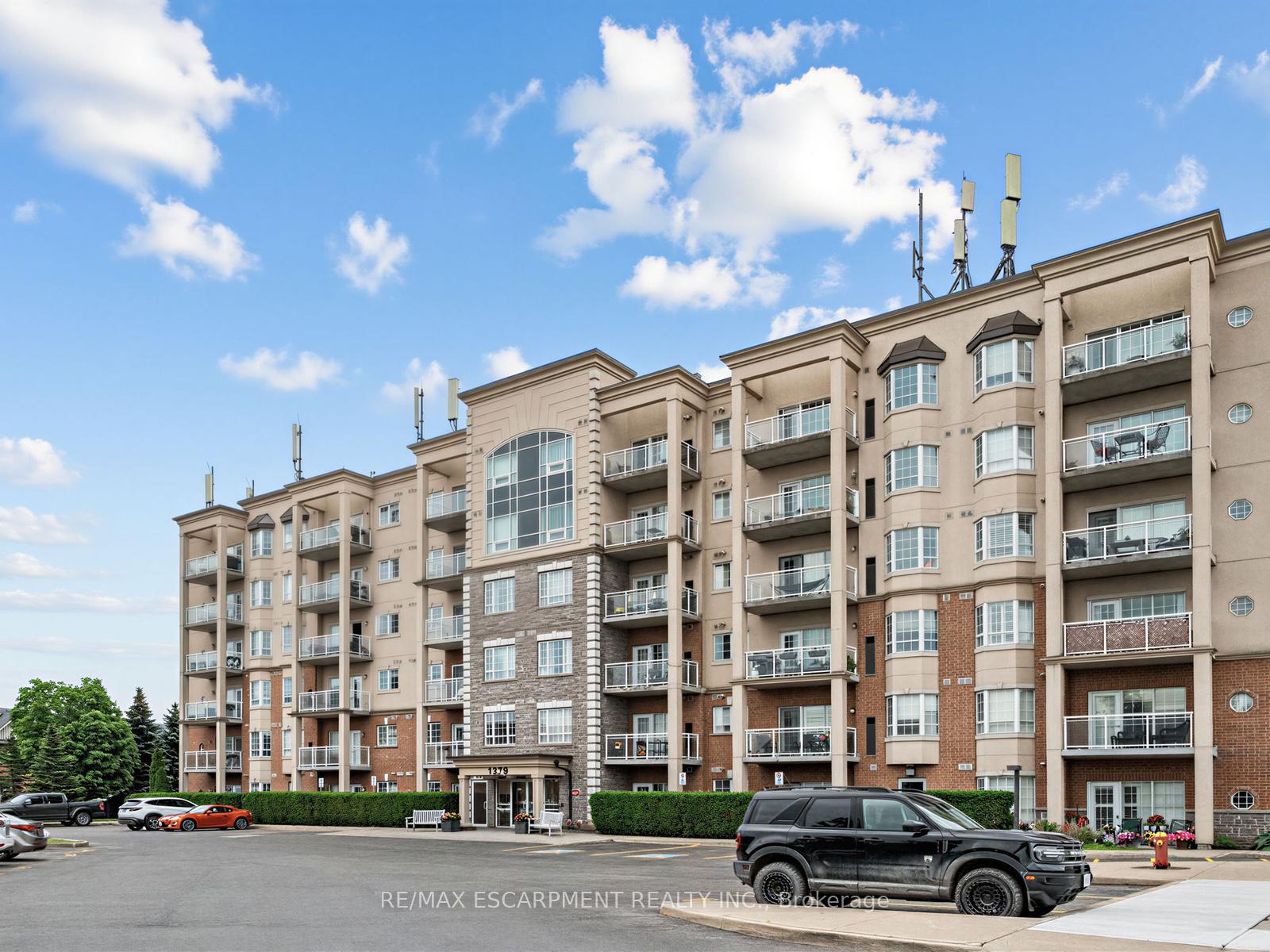 1379-costigan-road-milton-ontario-w13479658