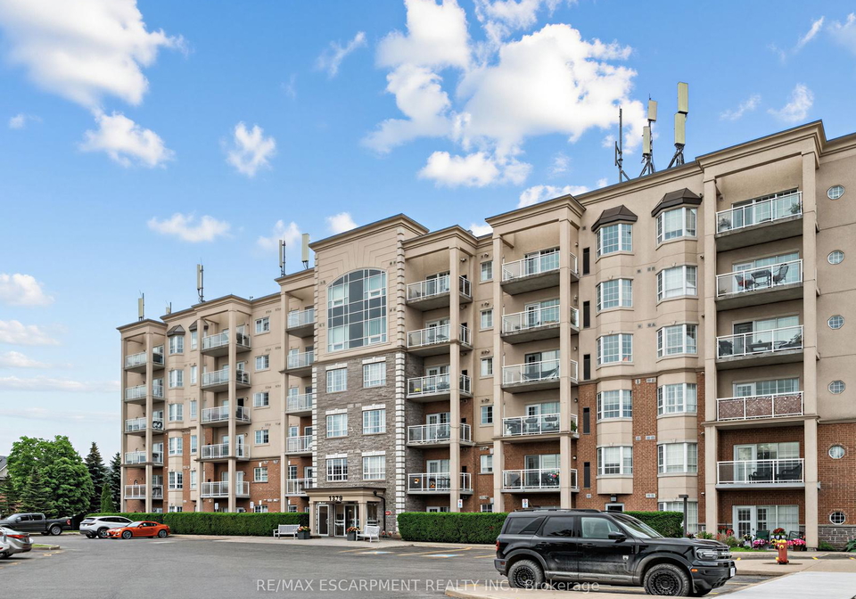 1379-costigan-road-milton-ontario-w13479658