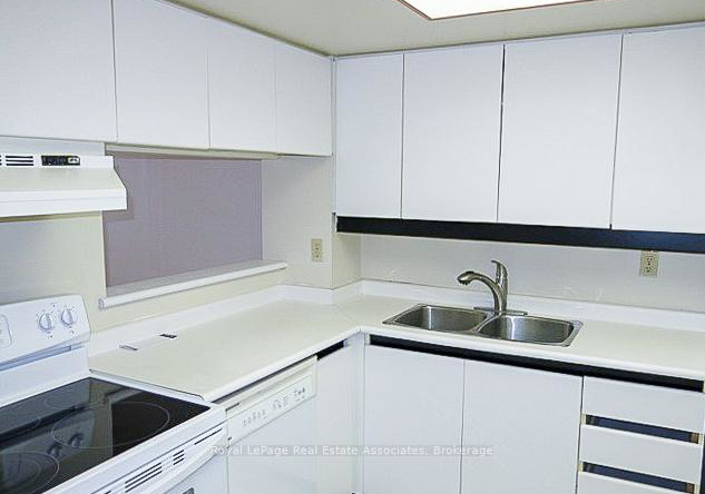 75-king-street-e-mississauga-ontario-w13479904