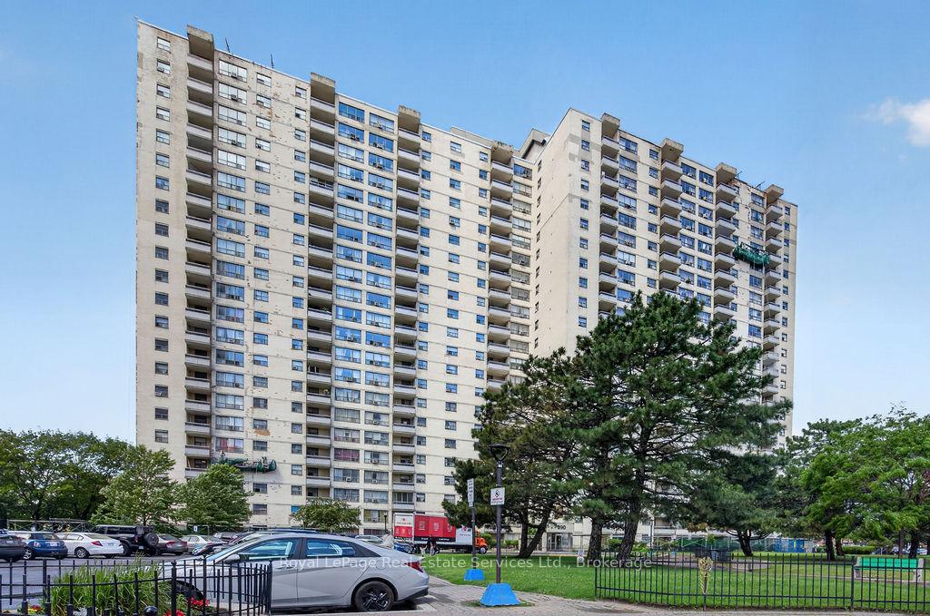 390-dixon-road-etobicoke-ontario-w13480340