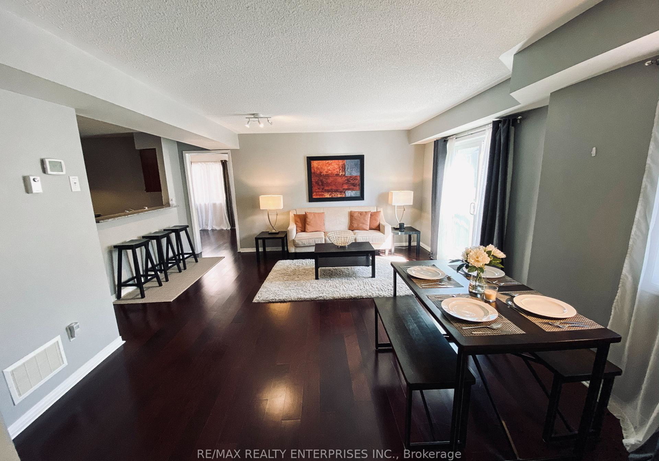 4975-southampton-drive-mississauga-ontario-w13480402