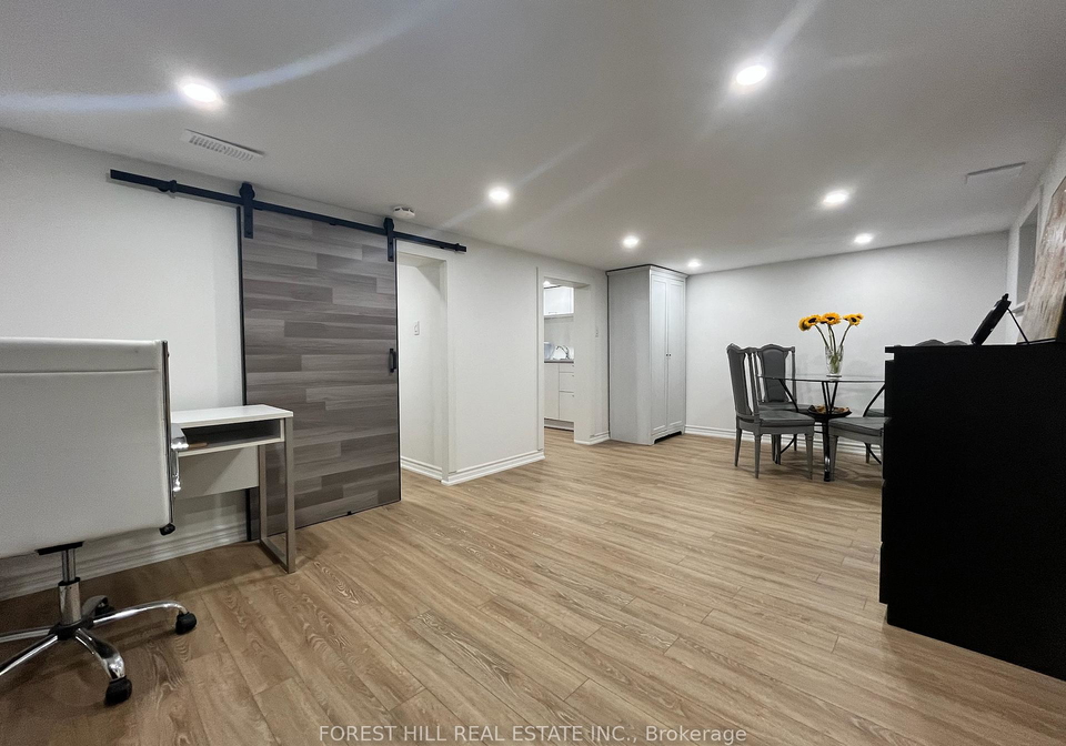 960-briar-hill-avenue-north-york-ontario-w13480442
