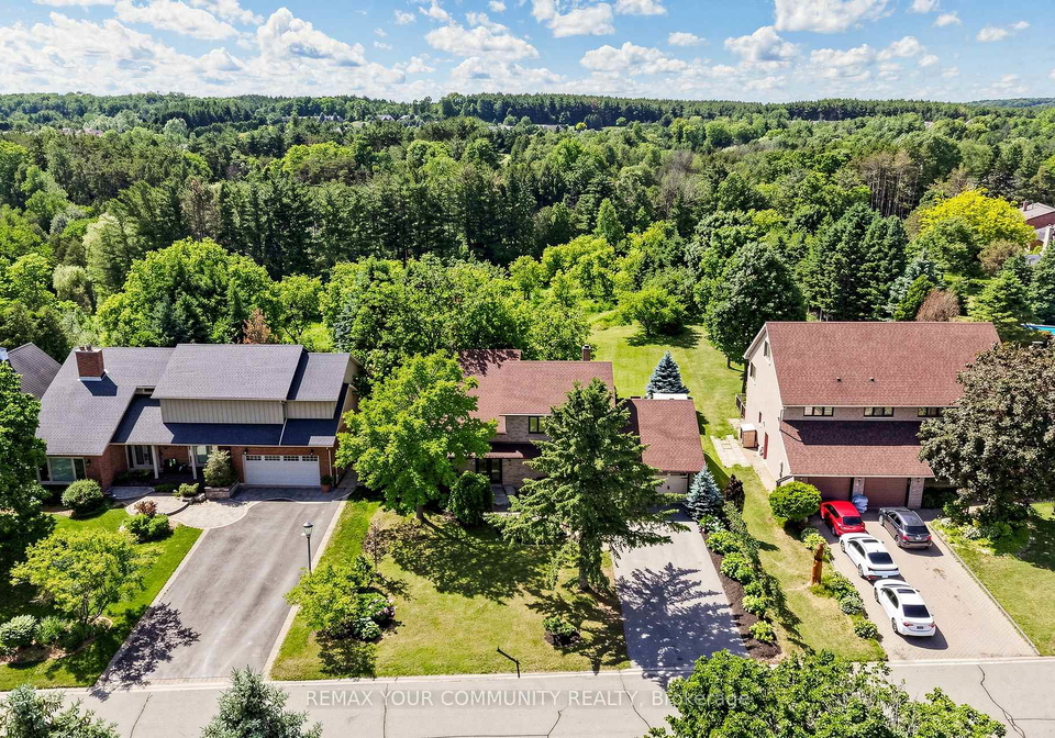 32-brawton-drive-caledon-ontario-w13480616
