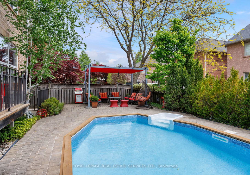 1392-pinecliff-road-oakville-ontario-w13480668