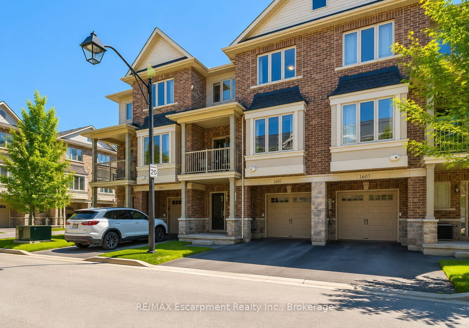 4128-palermo-common-burlington-ontario-w13480730
