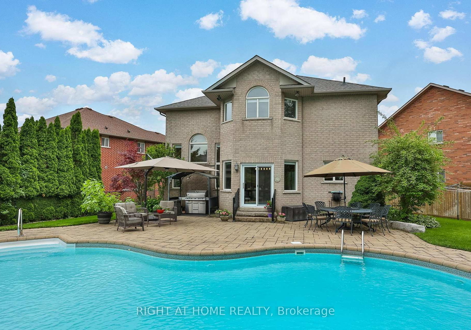 2275-whitecliffe-way-oakville-ontario-w13480758