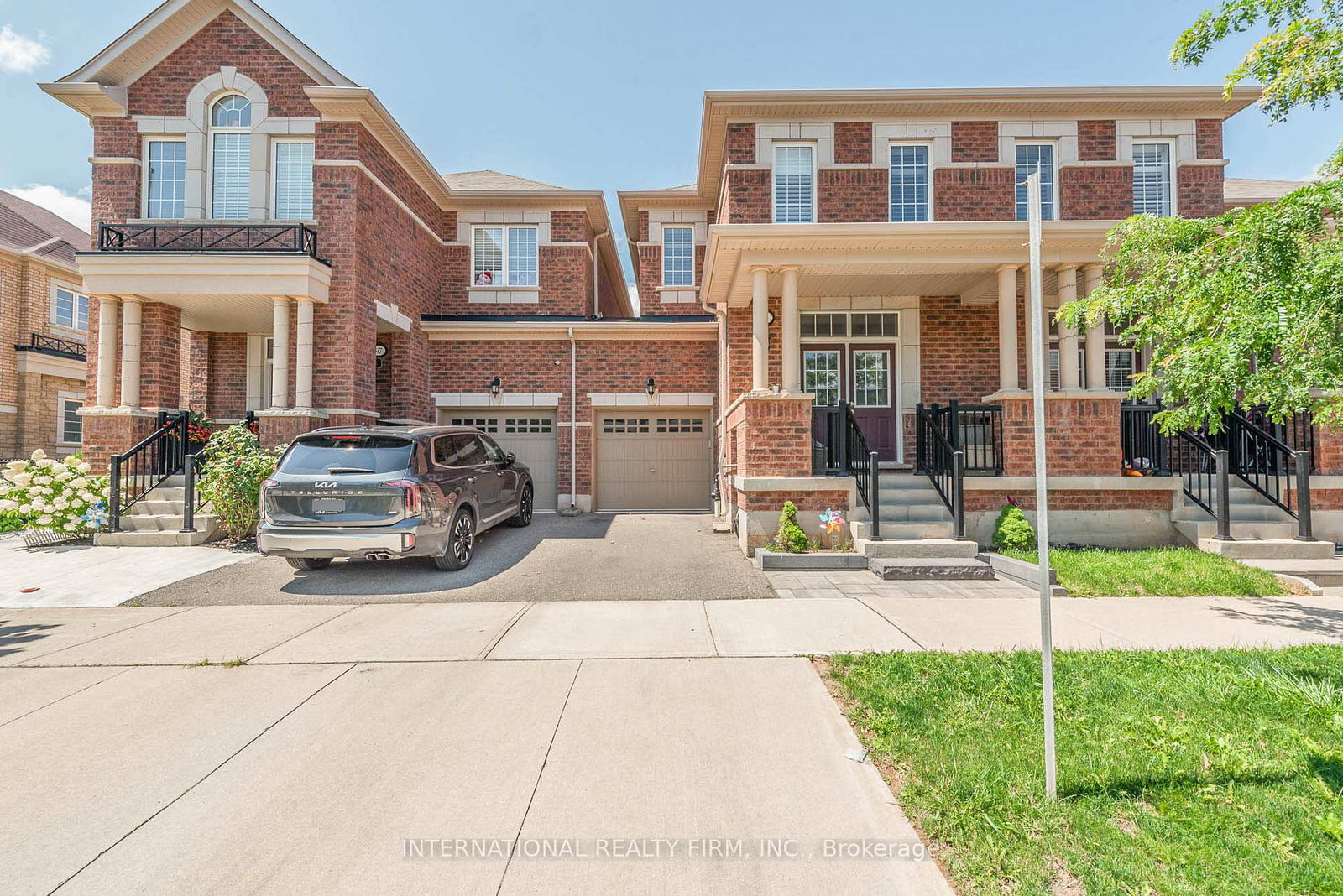 99-huguenot-road-oakville-ontario-w13480958