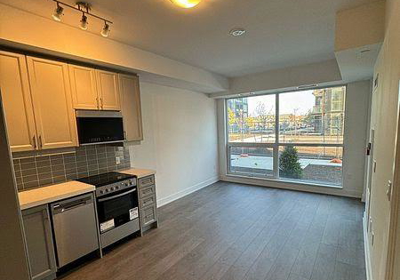 2343-khalsa-gate-oakville-ontario-w13480962