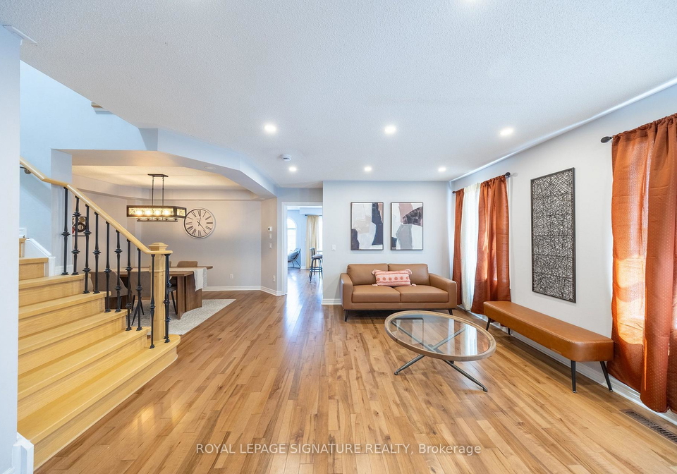 2299-yorktown-circle-mississauga-ontario-w13480964