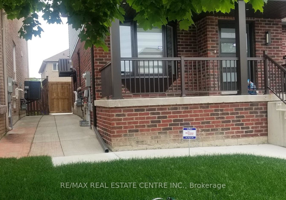 4-continental-road-w-brampton-ontario-w13481138