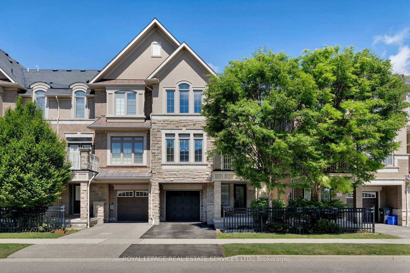 2425-greenwich-drive-oakville-ontario-w13481168