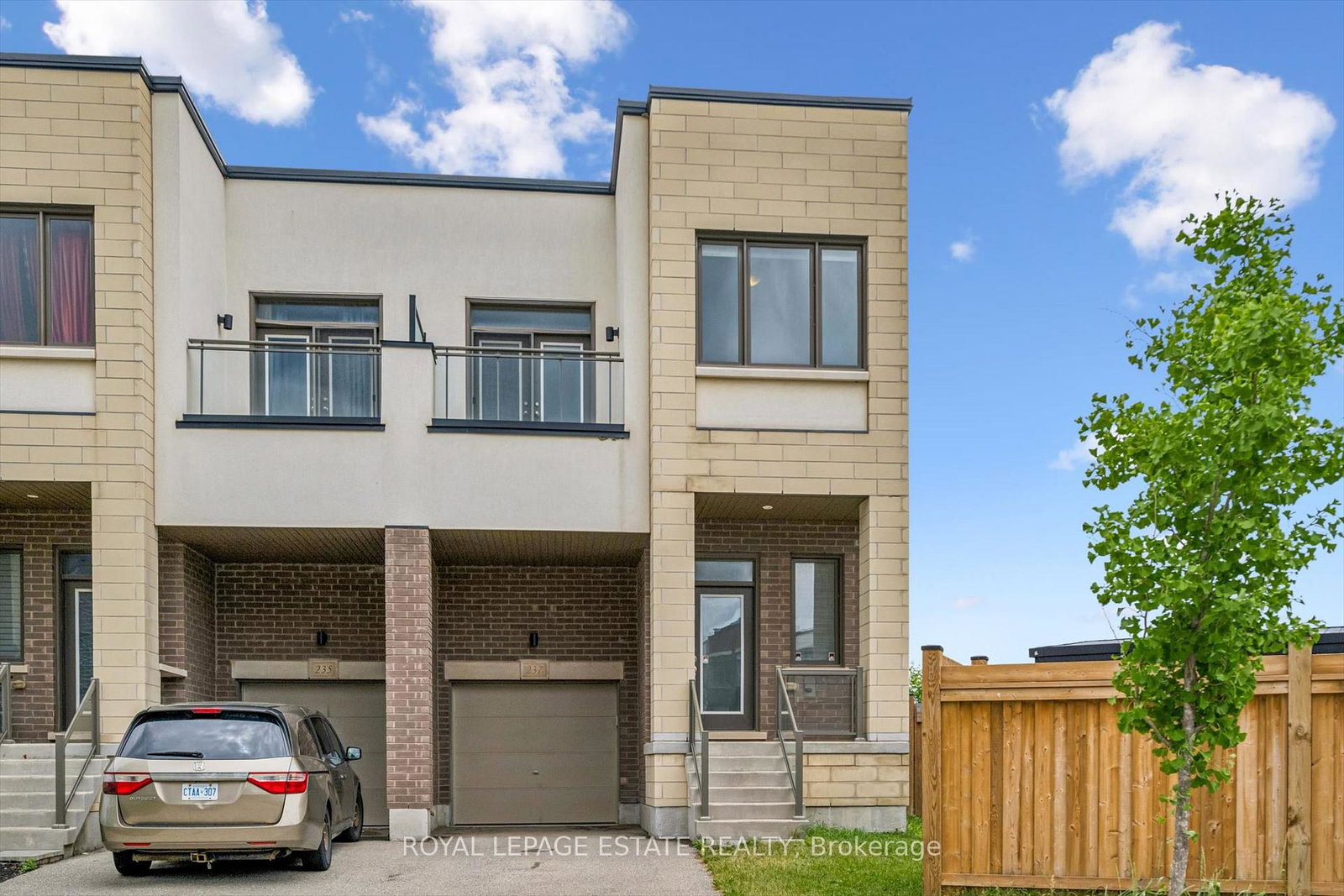 237-fowley-drive-oakville-ontario-w13481318