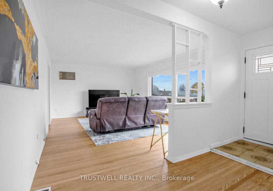 2-del-ria-road-north-york-ontario-w13481320
