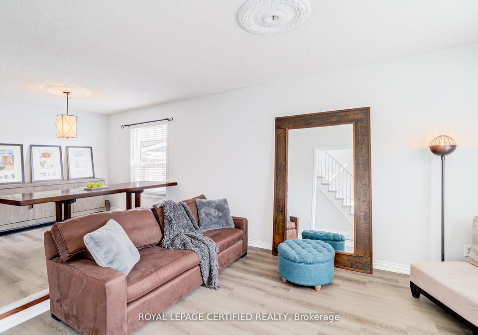 2197-oakridge-crescent-burlington-ontario-w13481402