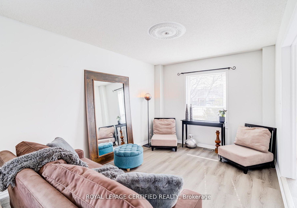 2197-oakridge-crescent-burlington-ontario-w13481402