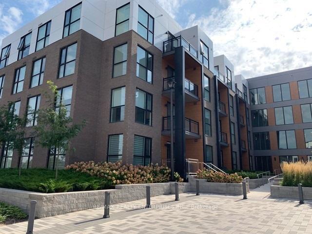 210-sabina-drive-oakville-ontario-w13481480