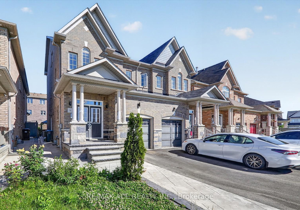 54-altura-way-brampton-ontario-w13481556