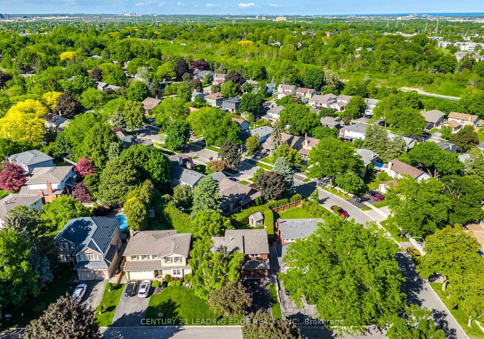 2203-previn-court-burlington-ontario-w13481730