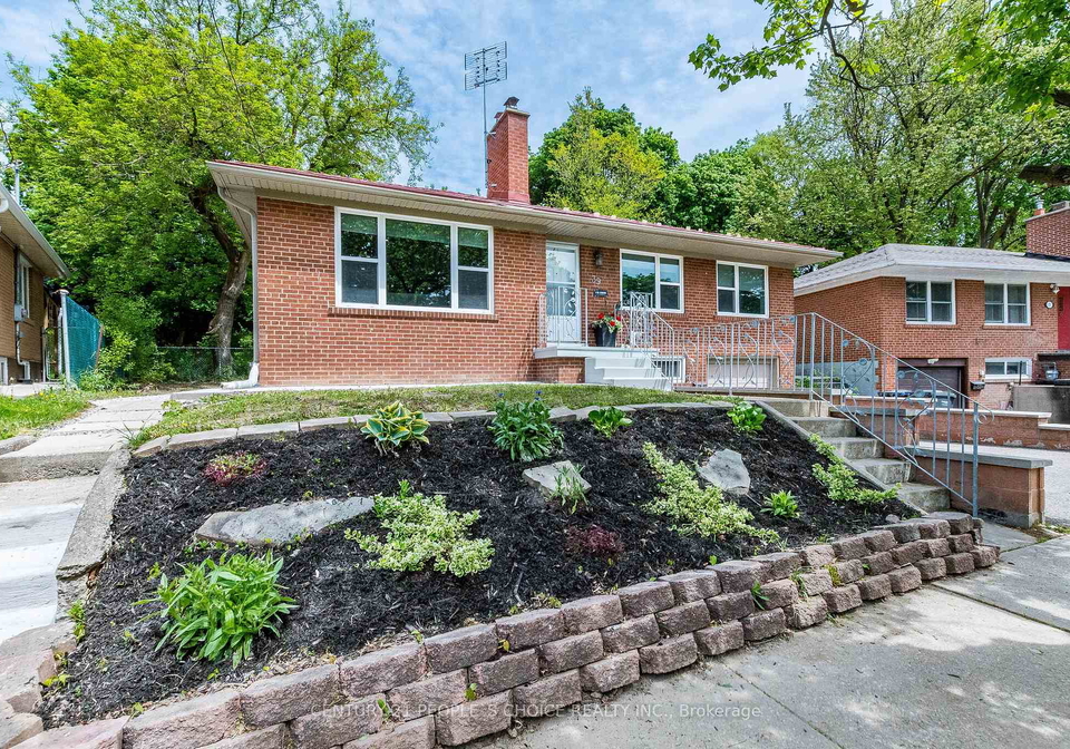 39-meadowland-drive-brampton-ontario-w13481794