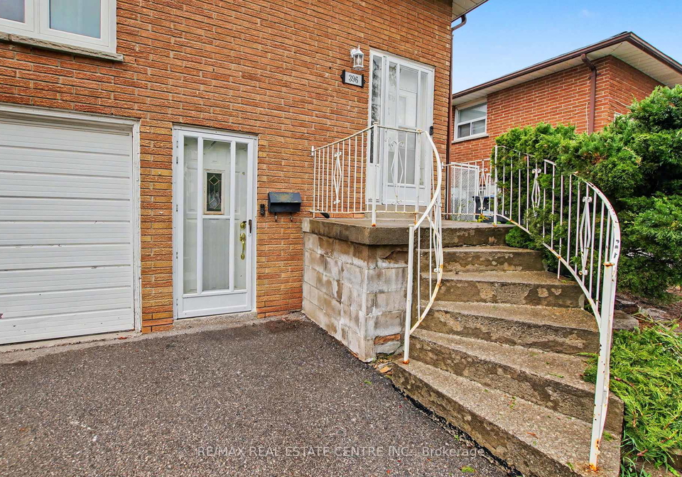 396-pinemeadow-avenue-mississauga-ontario-w13481902