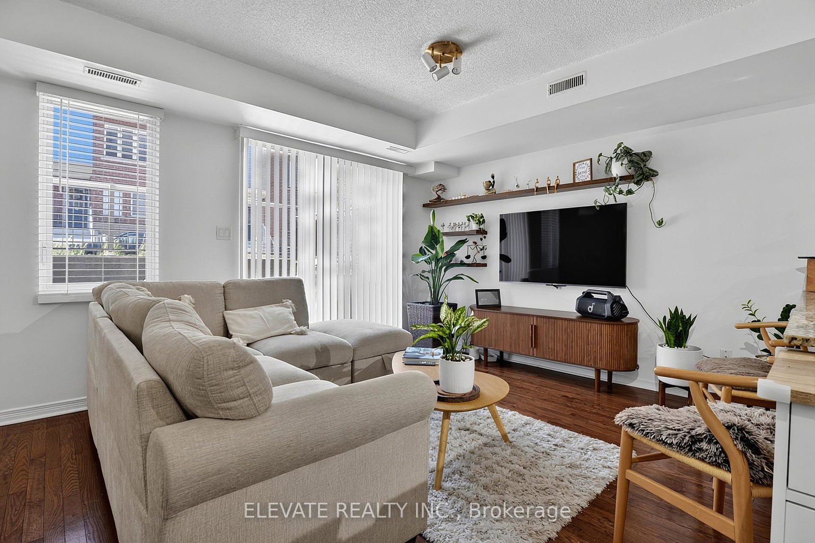 25-turntable-crescent-toronto-ontario-w13482576