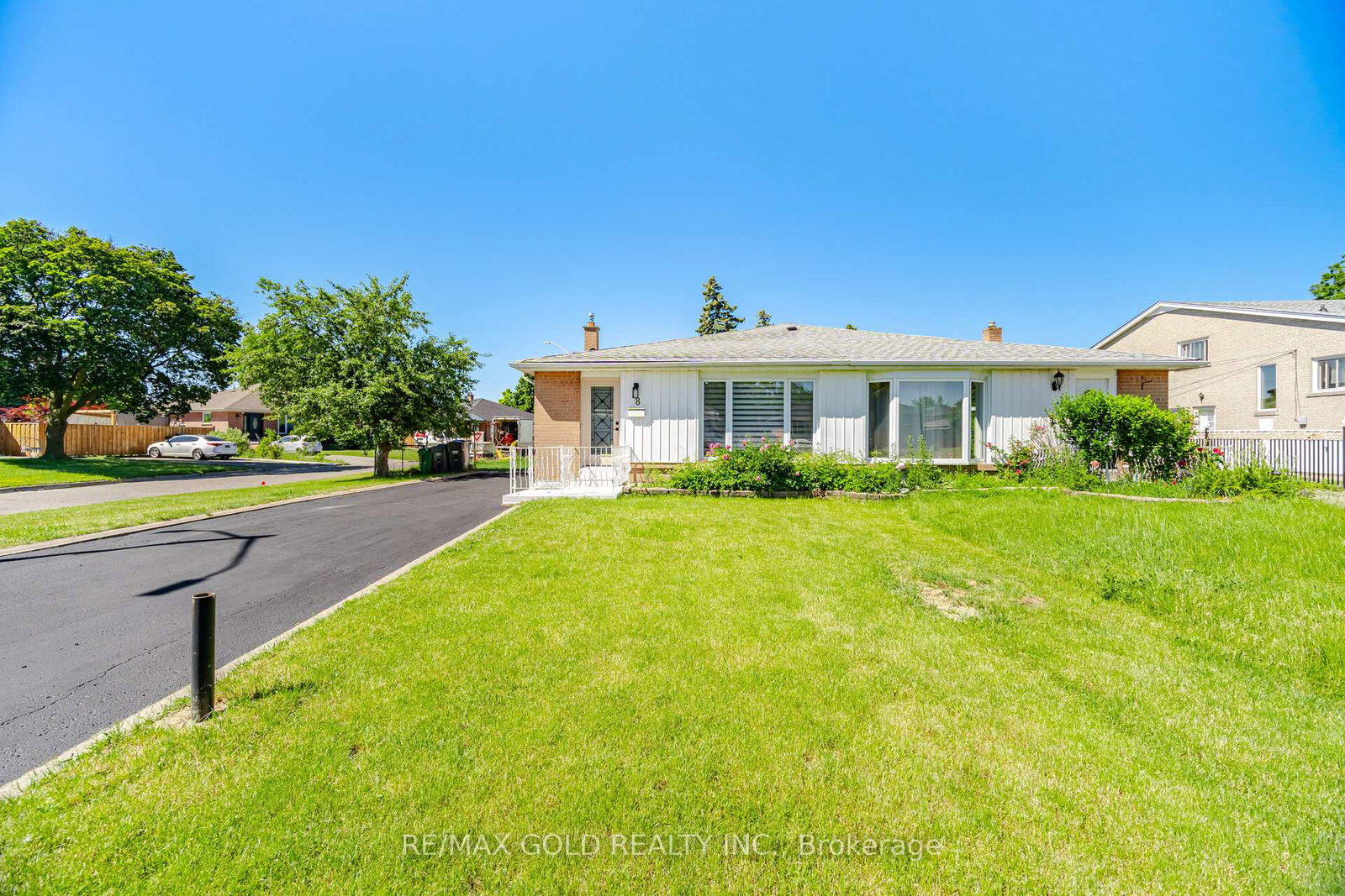 8-athlone-avenue-brampton-ontario-w13482760