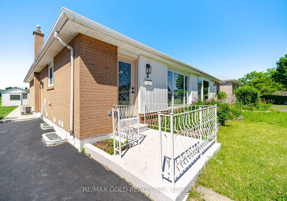 8-athlone-avenue-brampton-ontario-w13482760
