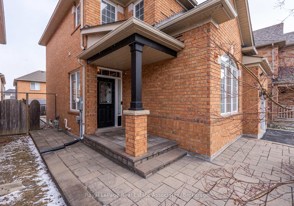 46-dehaviland-crescent-brampton-ontario-w13482818