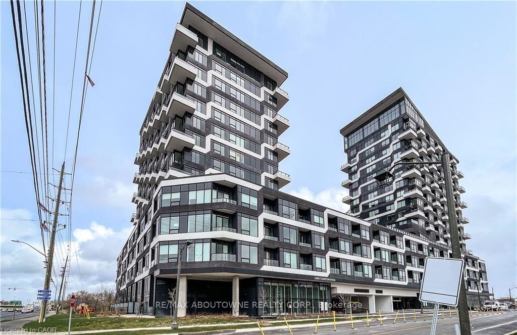 2489-taunton-road-oakville-ontario-w13482926