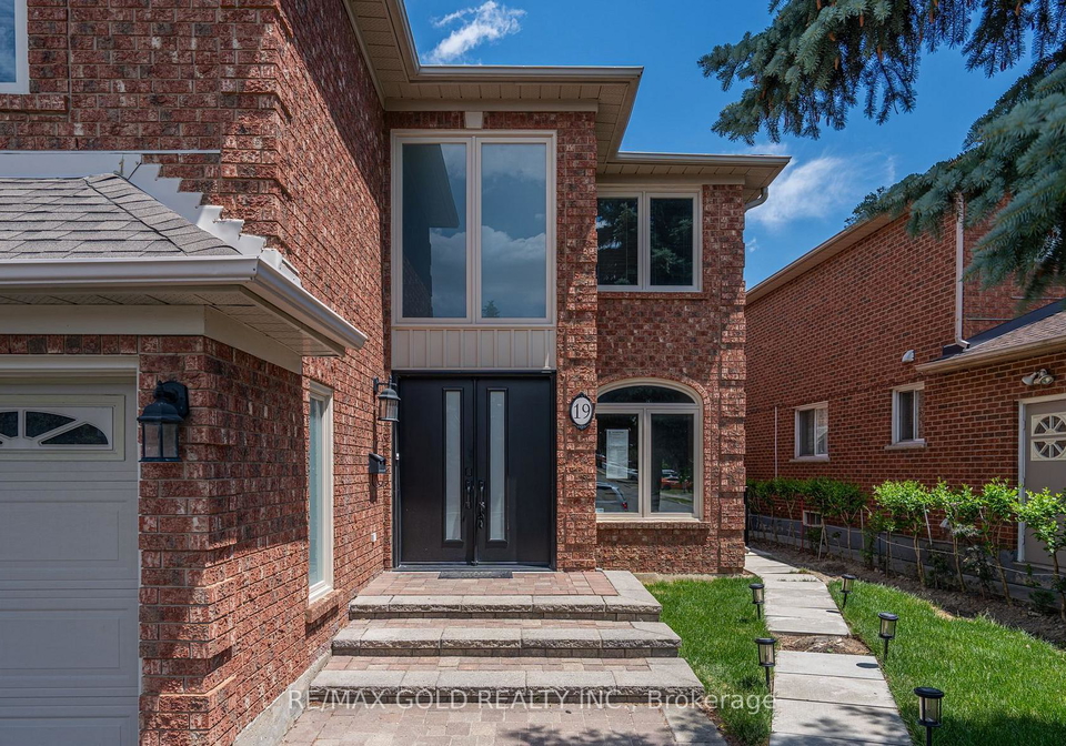 19-eagleridge-drive-brampton-ontario-w13483080