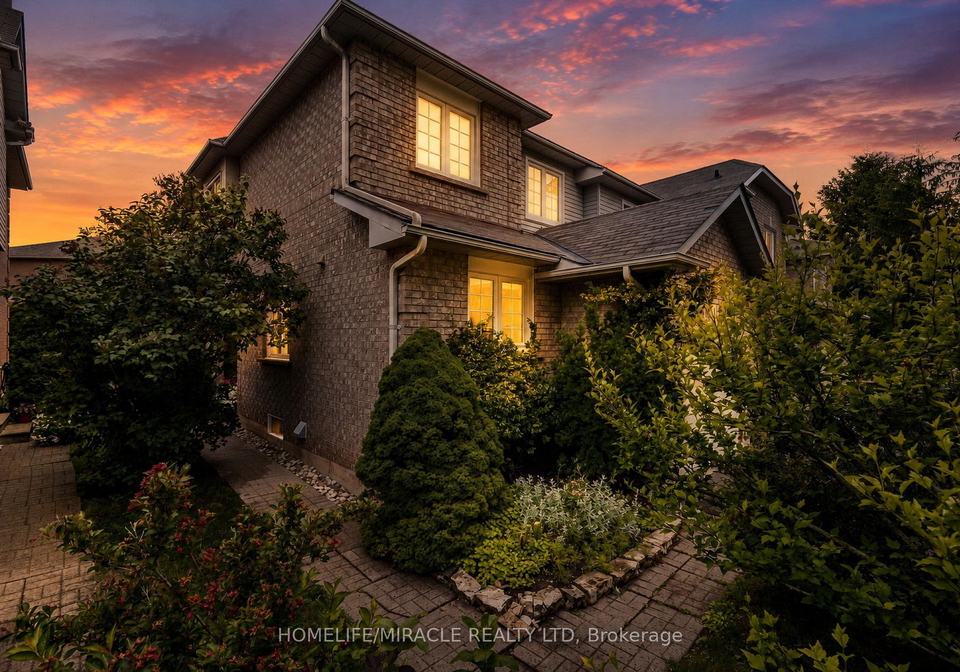 2447-new-wood-drive-oakville-ontario-w13483116