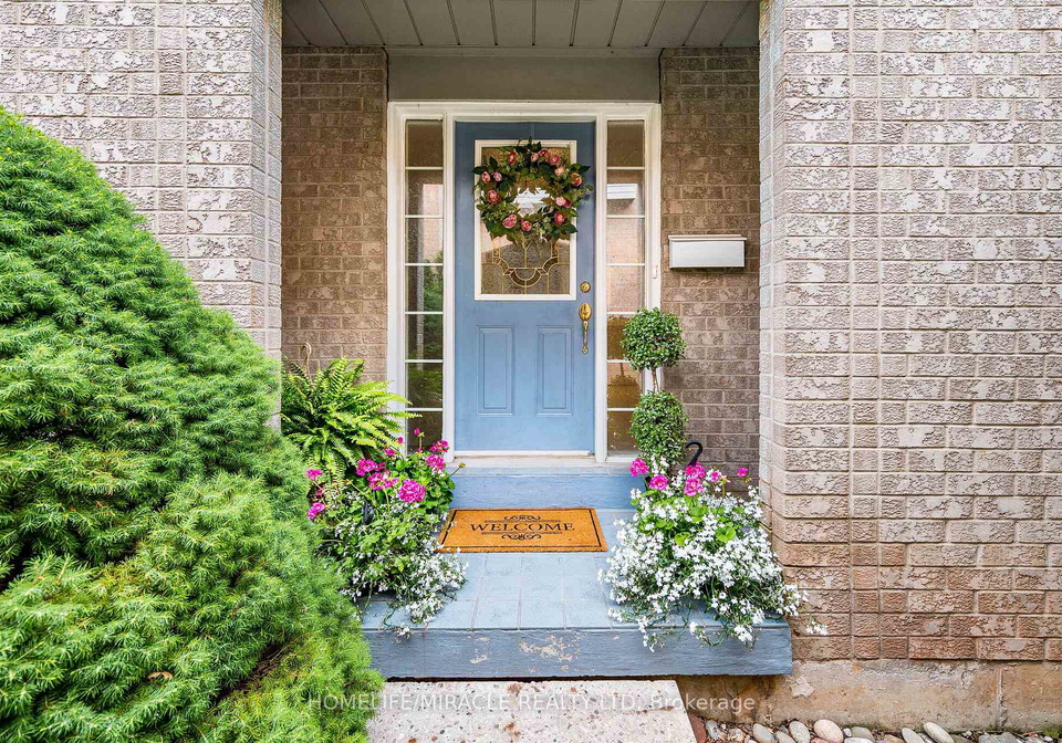 2447-new-wood-drive-oakville-ontario-w13483116