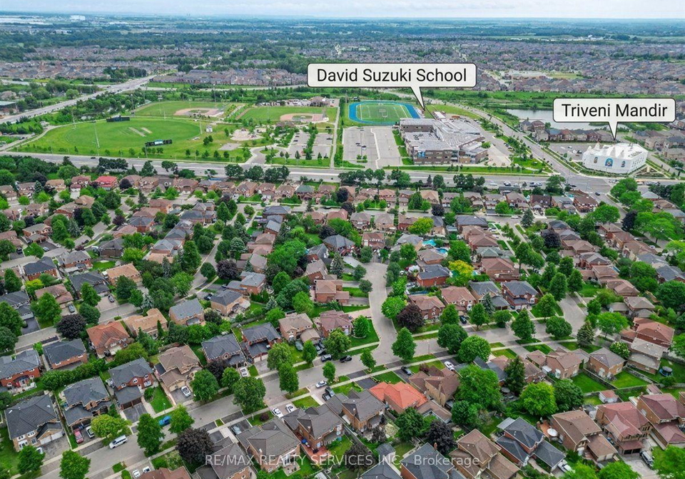 29-brydon-crescent-brampton-ontario-w13483126