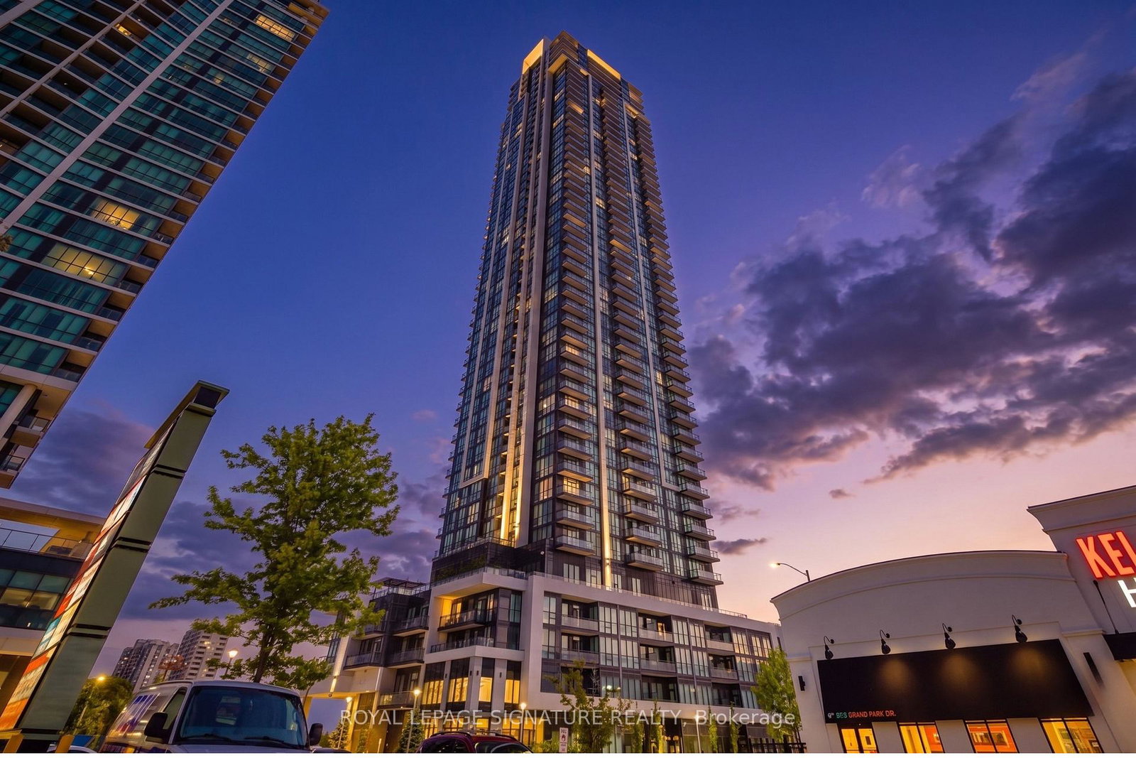3975-grand-park-drive-mississauga-ontario-w13483232