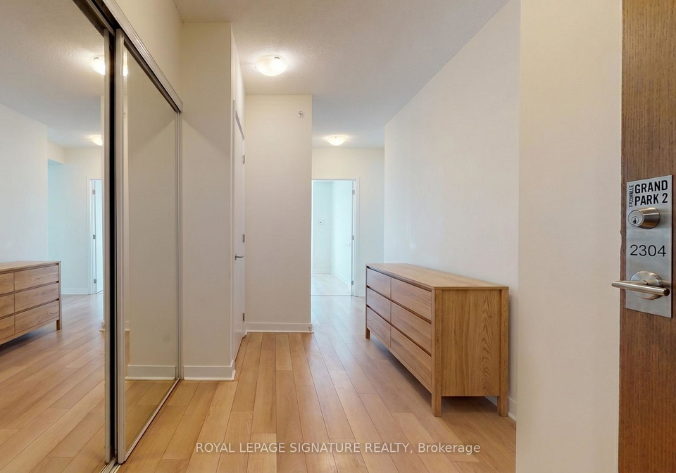 3975-grand-park-drive-mississauga-ontario-w13483232