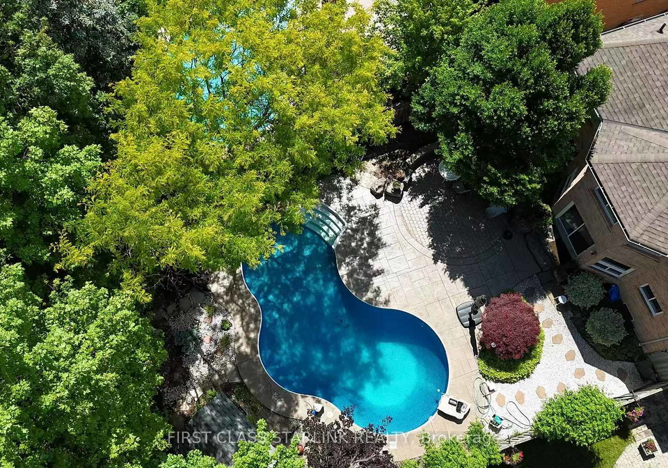 5467-planters-wood-court-mississauga-ontario-w13483290