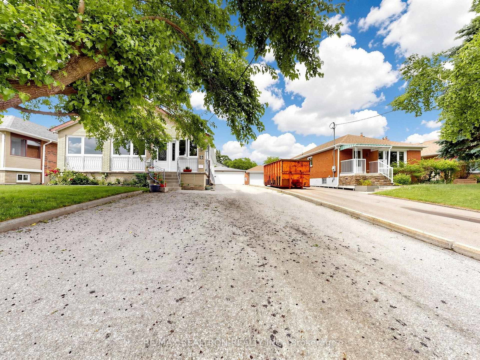 9-clevedo-street-e-york-ontario-w13483310