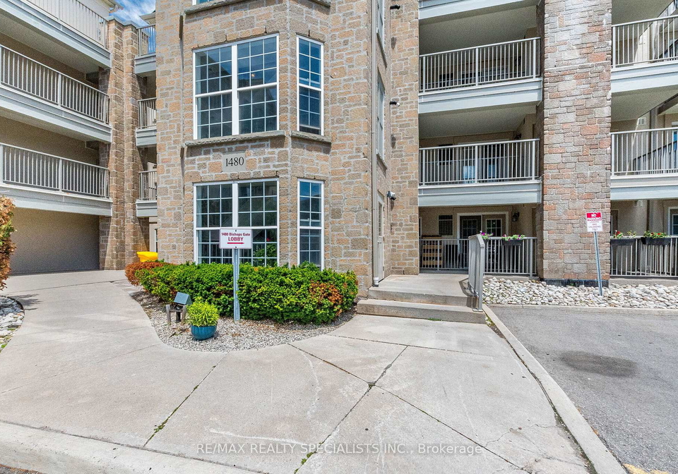 1480-bishops-gate-oakville-ontario-w13483522